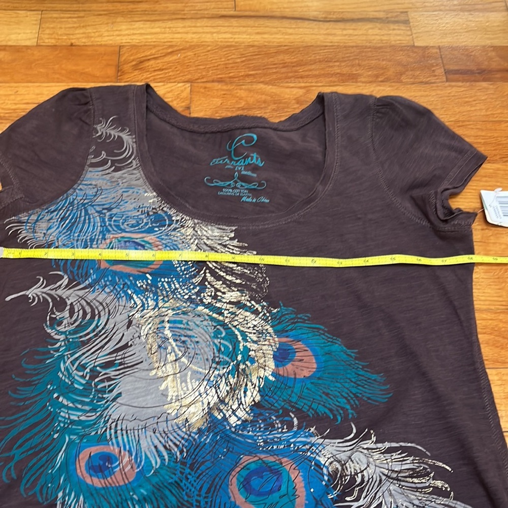 Currants - Top peacock š¦ design - Picture 3 of 9